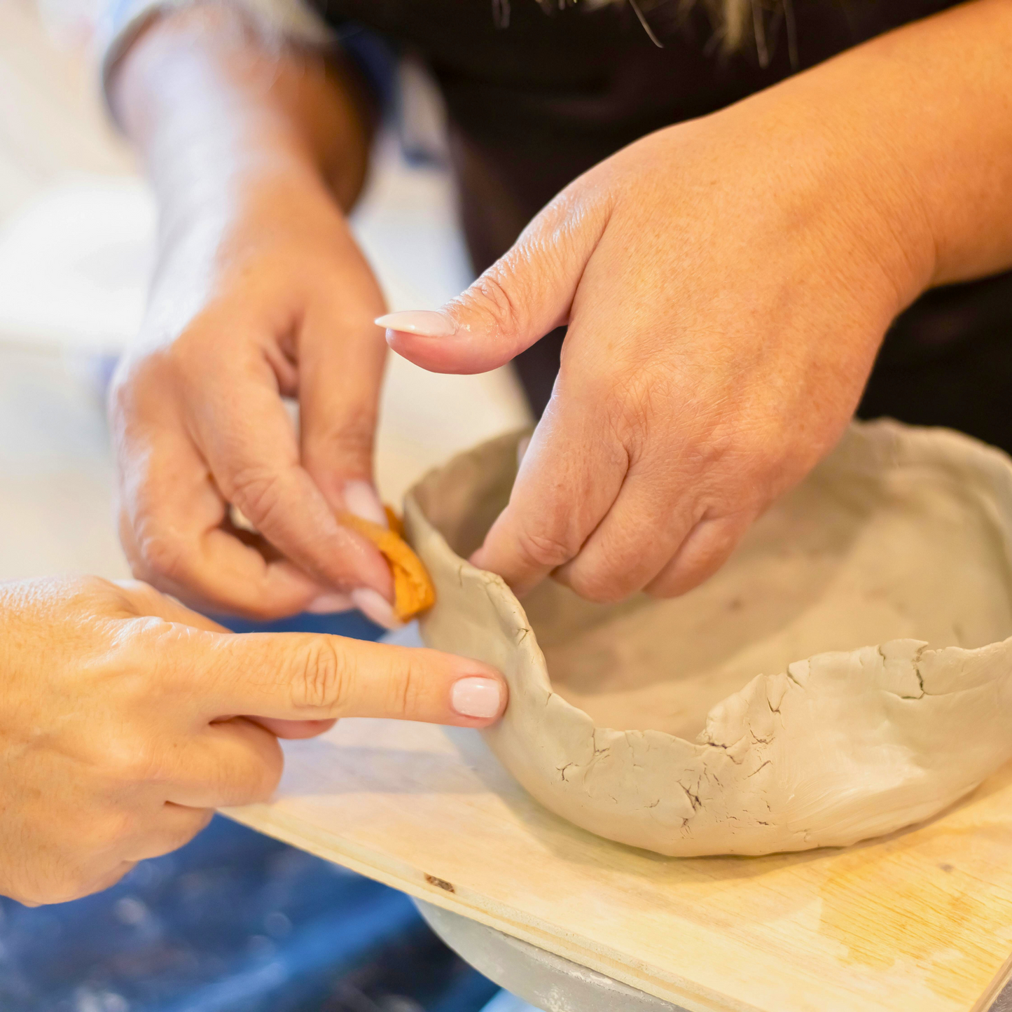 Clay Handbuilding Techniques 101 // Wed, November 20 // Teens 11+